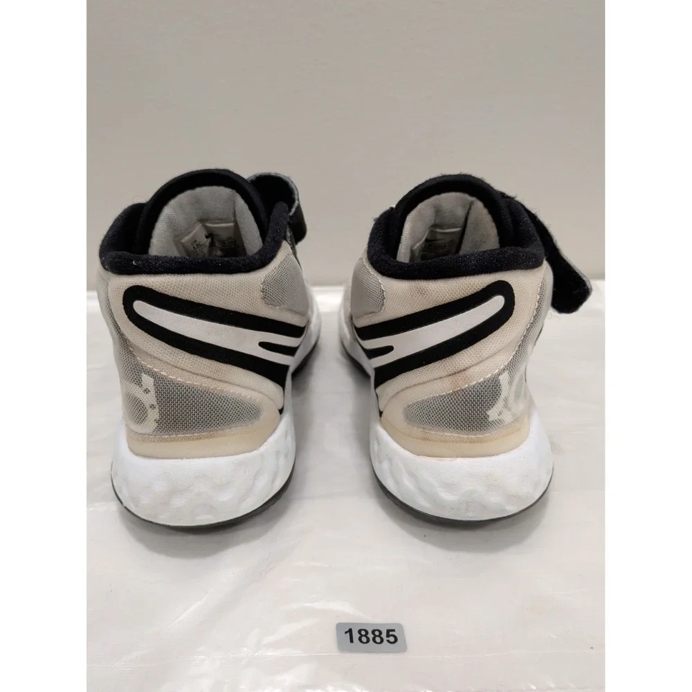 Nike product pair